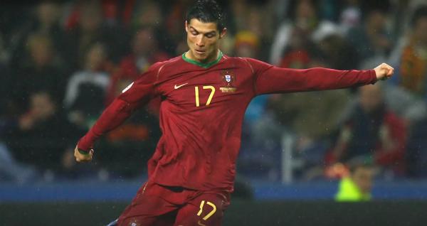 Снова гол! Биография Криштиану Роналду: спортивная карьера и личная жизнь Снова гол! Биография Криштиану Роналду: спортивная карьера и личная жизнь